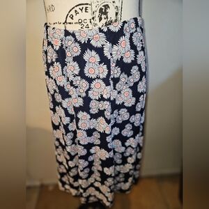 Womans Blue Floral Print Knee Length Skirt Size 8